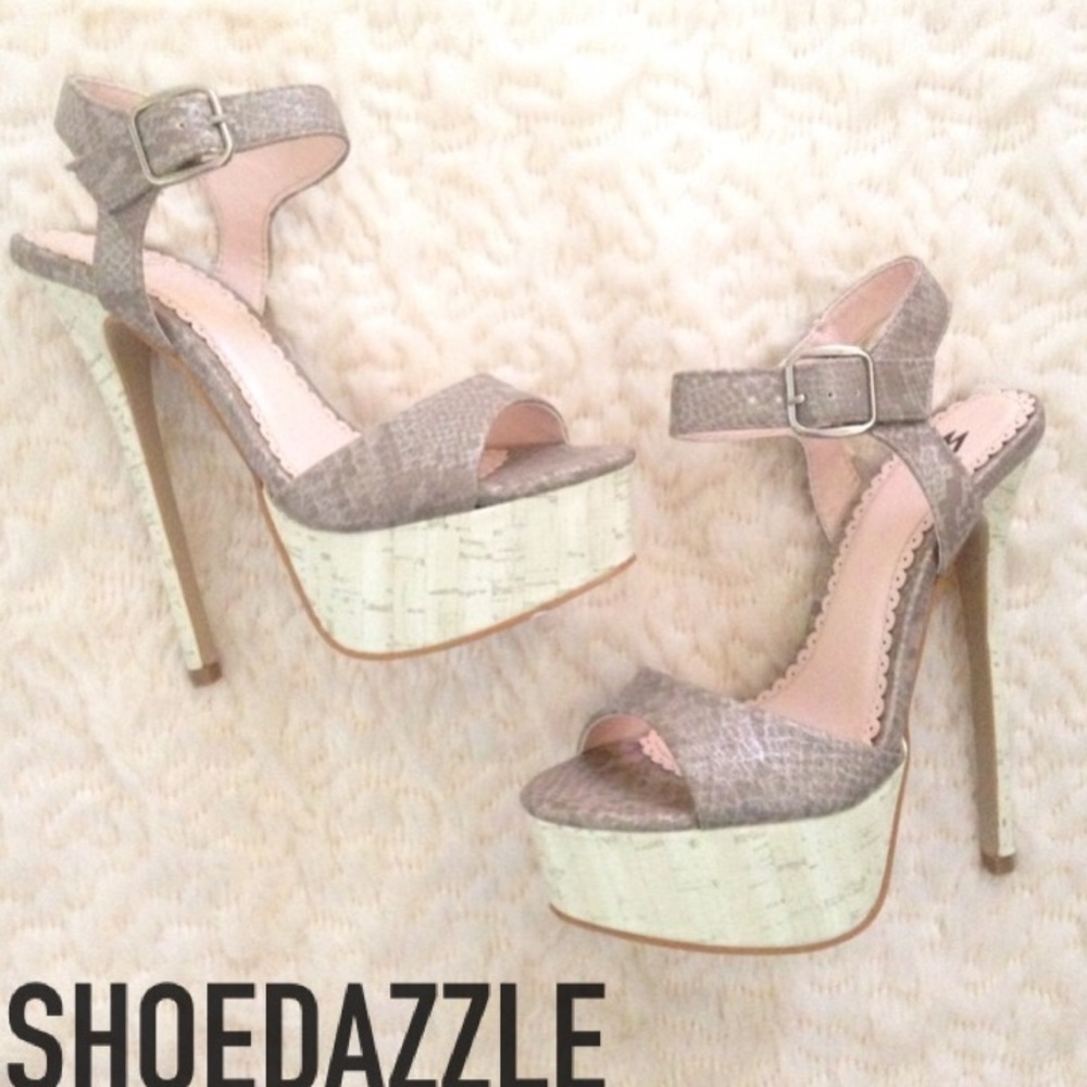 shoedazzle sandals clearance